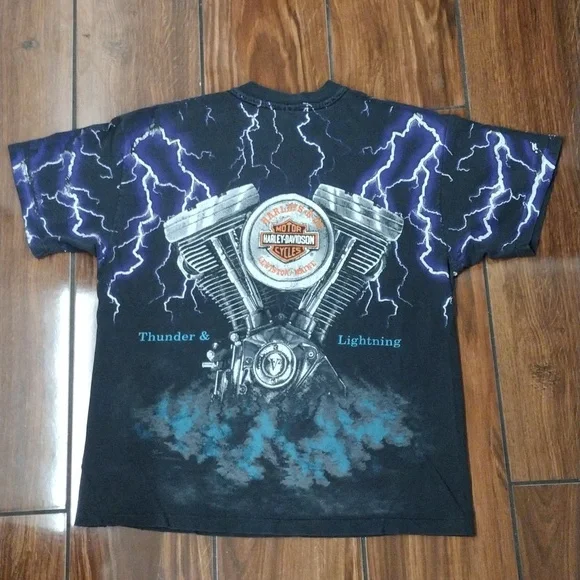 Vintage Harley Davidson thunder & lighting t shirt